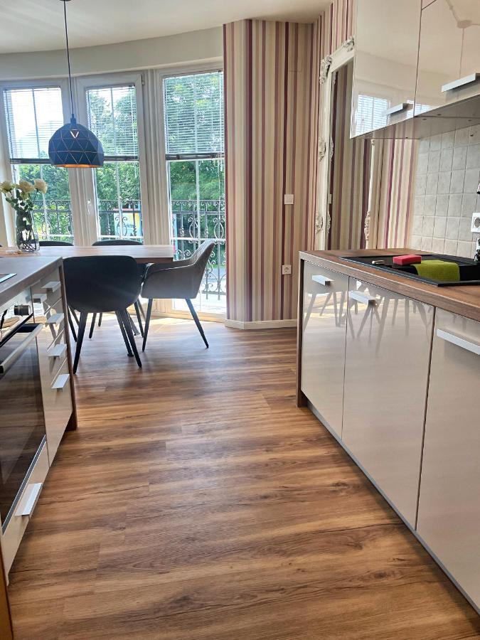 Vila Urbana Luxury Apartments Lesce  Exteriör bild