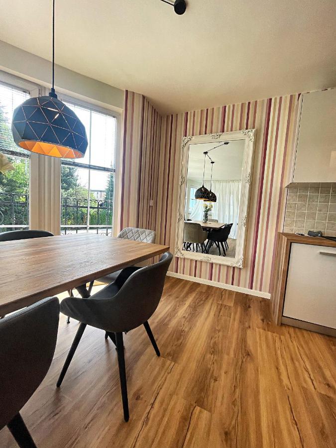 Vila Urbana Luxury Apartments Lesce  Exteriör bild